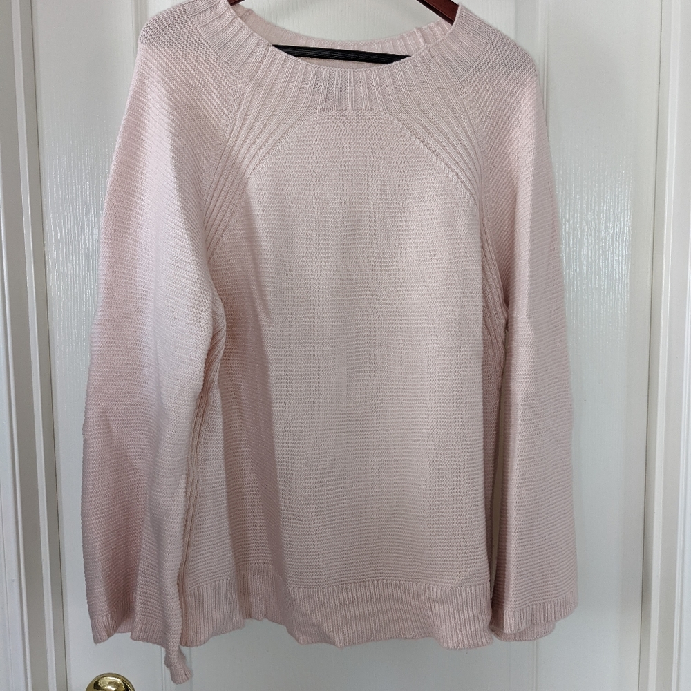 Vince Camuto pink sweater